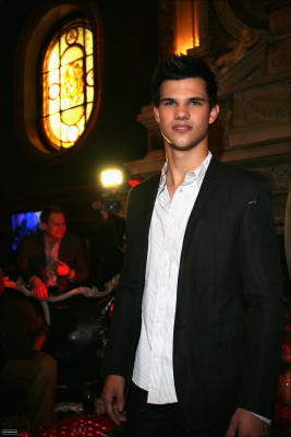 Taylor Lautner pic #264941