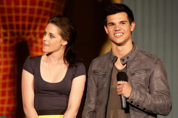 Taylor Lautner pic #270064
