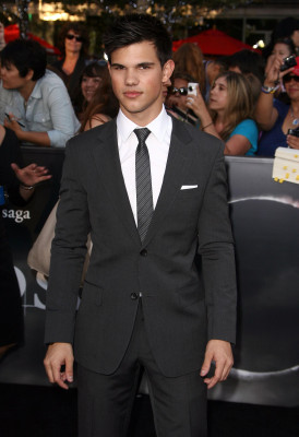 Taylor Lautner pic #275225