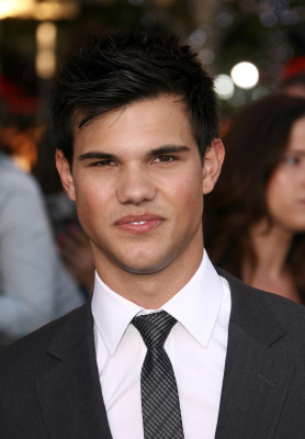 Taylor Lautner pic #275227