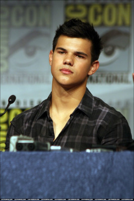 Taylor Lautner pic #264741