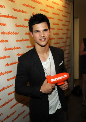 Taylor Lautner pic #255589