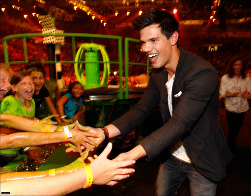 Taylor Lautner pic #265488
