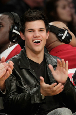 Taylor Lautner pic #265748