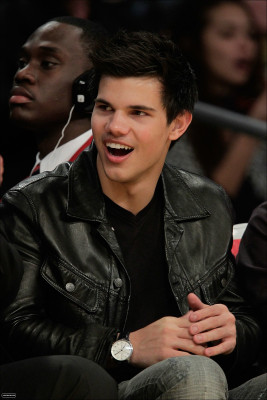Taylor Lautner pic #265746