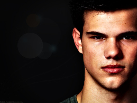 Taylor Lautner pic #331086