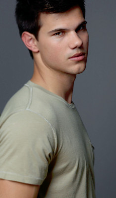 Taylor Lautner pic #335189