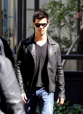 Taylor Lautner pic #257047