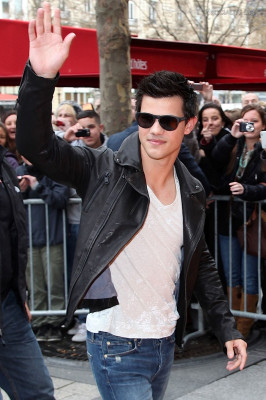 Taylor Lautner pic #257040