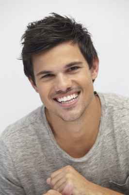 Taylor Lautner pic #671602