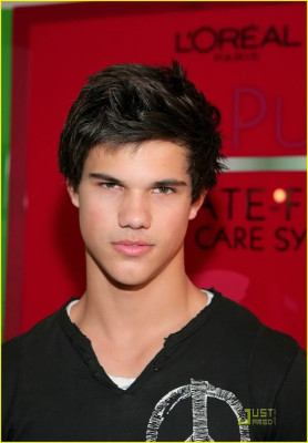 Taylor Lautner pic #296941