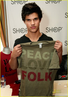 Taylor Lautner pic #296945