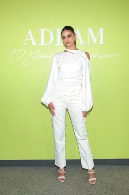 Taylor Hill - Adeam Fashion Show 09/17/2022