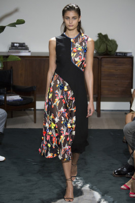 Taylor Hill - Jason Wu Spring/Summer 2018 Fashion Show in New York