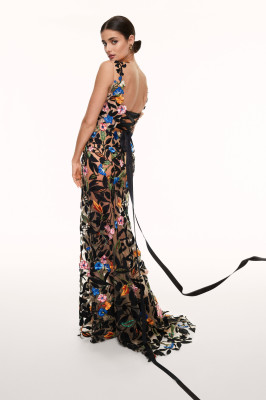 Taylor Hill - Oscar De La Renta Fall 2022