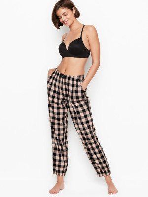 Taylor Hill for Victoria&#039;s Secret // 2020