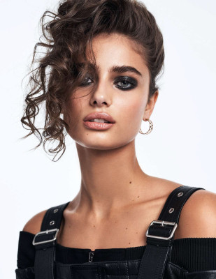 Taylor Hill - photoshoot for Elle France 2017