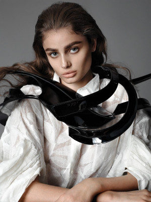 Taylor Hill - photoshoot for Vogue Mexico by Terry Tsiliolis