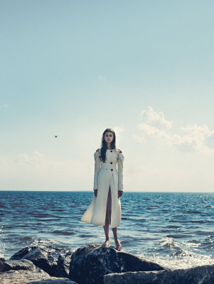 Taylor Hill - photoshoot for Numero Russia, by An Le