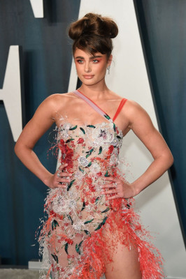 Taylor Hill – Vanity Fair Oscar Party 2020