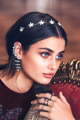 Taylor Hill - photoshoot for FREE PEOPLE CAMPAIGN