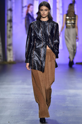 Taylor Hill - Noon By Noor Autumn/Winter 2018 Fashion Show in New York