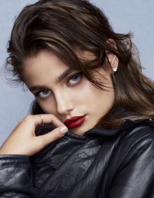 photo 6 in Taylor Hill gallery [id989354] 2017-08-21 00:00:00
