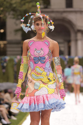 Taylor Hill - Moschino S/S 2022 Runway Show at NYFW 09/09/2021