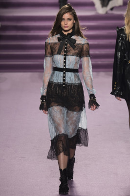 Taylor Hill - Philosophy Autumn/Winter 2018 Fashion Show in Milan