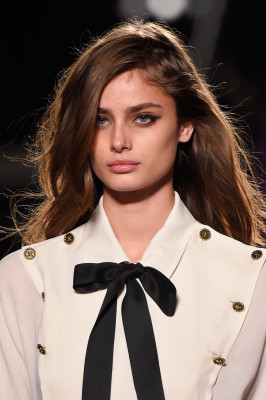 Taylor Hill - Philosophy Autumn/Winter 2018 Fashion Show in Milan