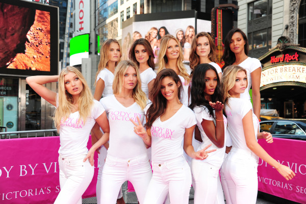 Taylor Hill pic #854222