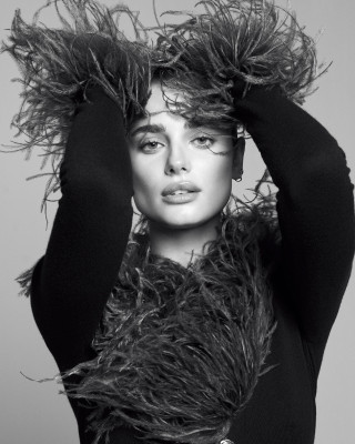 Taylor Hill