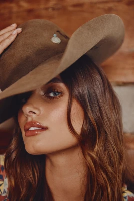 Taylor Hill - COVETEUR (Aug 2022)