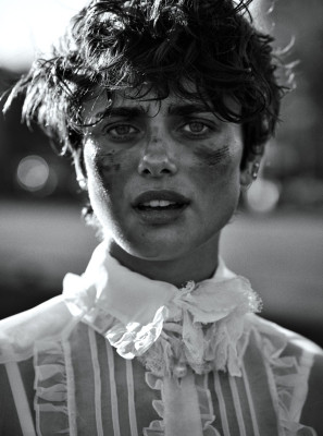 Taylor Hill – ELLE Magazine March 2024