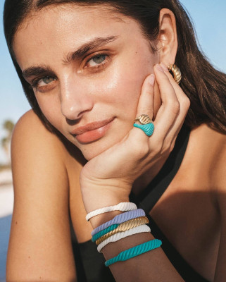 Taylor Hill ~ DAVID YURMAN SCULPTED CABLE COLLECTION AUGUST 2023