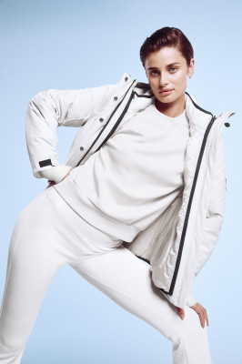 Taylor Hill for The Victoria's Secret Holiday Gift Shop