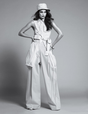 Taylor Hill - Vogue Mexico &amp; Latin America March 2019
