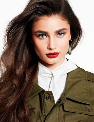Taylor Hill - Vogue Mexico &amp; Latin America March 2019