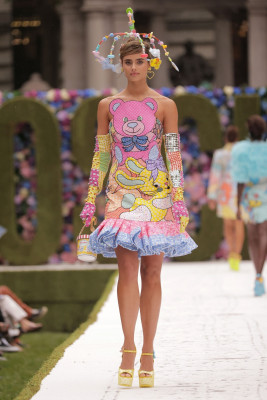 Taylor Hill - Moschino S/S 2022 Runway Show at NYFW 09/09/2021
