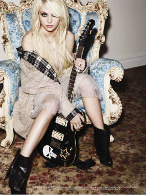 Taylor Momsen pic #270338