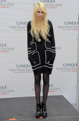 Taylor Momsen pic #256783