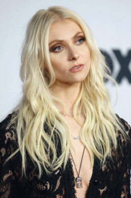 Taylor Momsen - iHeartRadio Music Awards in Los Angeles 03/22/2022