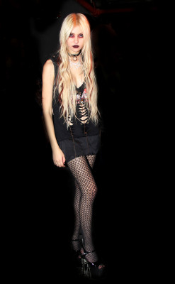 Taylor Momsen pic #310353