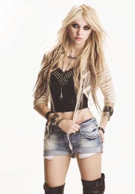 Taylor Momsen pic #234400