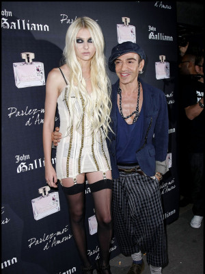 Taylor Momsen pic #296159