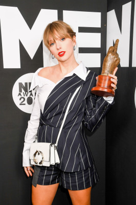 Taylor Swift -  NME Awards in London 02/12/2020