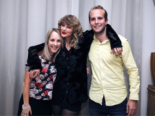 Taylor Swift - Secret Sessions in London 10/13/2017