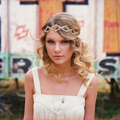 photo 18 in Taylor Swift gallery [id198036] 2009-10-20 00:00:00