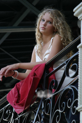 Taylor Swift - Andrew Orth Photoshoot in Avalon, New Jersey (2004)