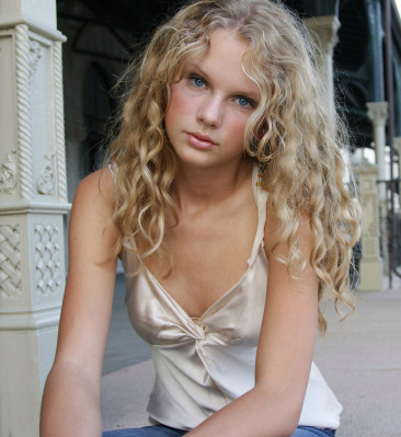 Taylor Swift - Andrew Orth Photoshoot in Avalon, New Jersey (2004)